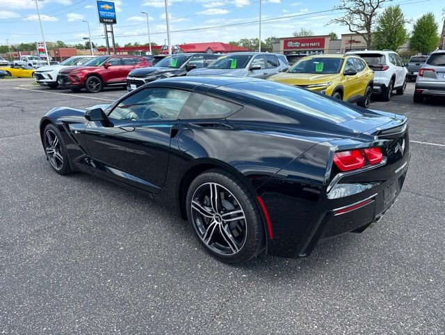 Used 2017 Chevrolet Corvette Stingray Coupe w/ 1LT RWD image 5