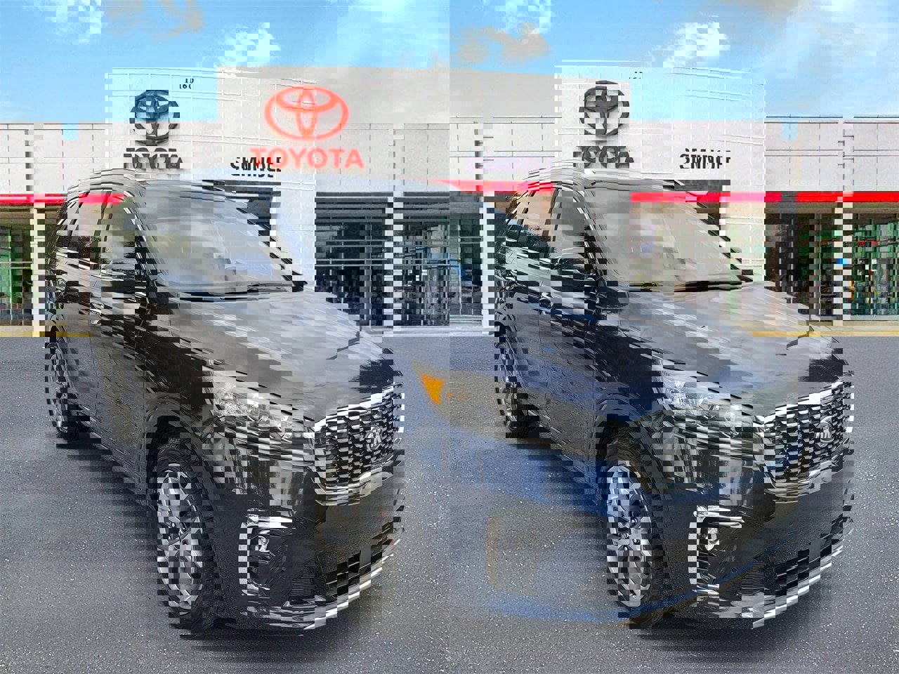 Used 2019 Kia Sorento SX image 2