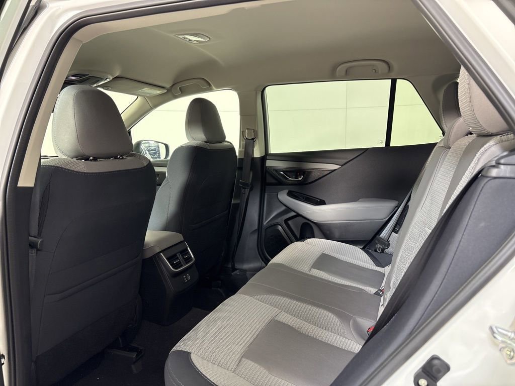 Used 2025 Subaru Outback Premium image 17
