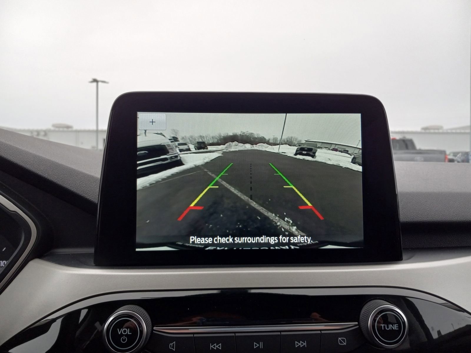 Used 2022 Ford Escape SE image 21