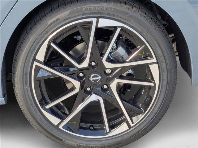 New 2025 Nissan Sentra SR image 9