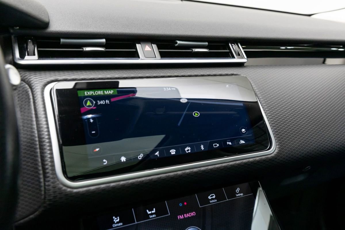 Used 2018 Land Rover Range Rover Velar S AWD/4WD image 31