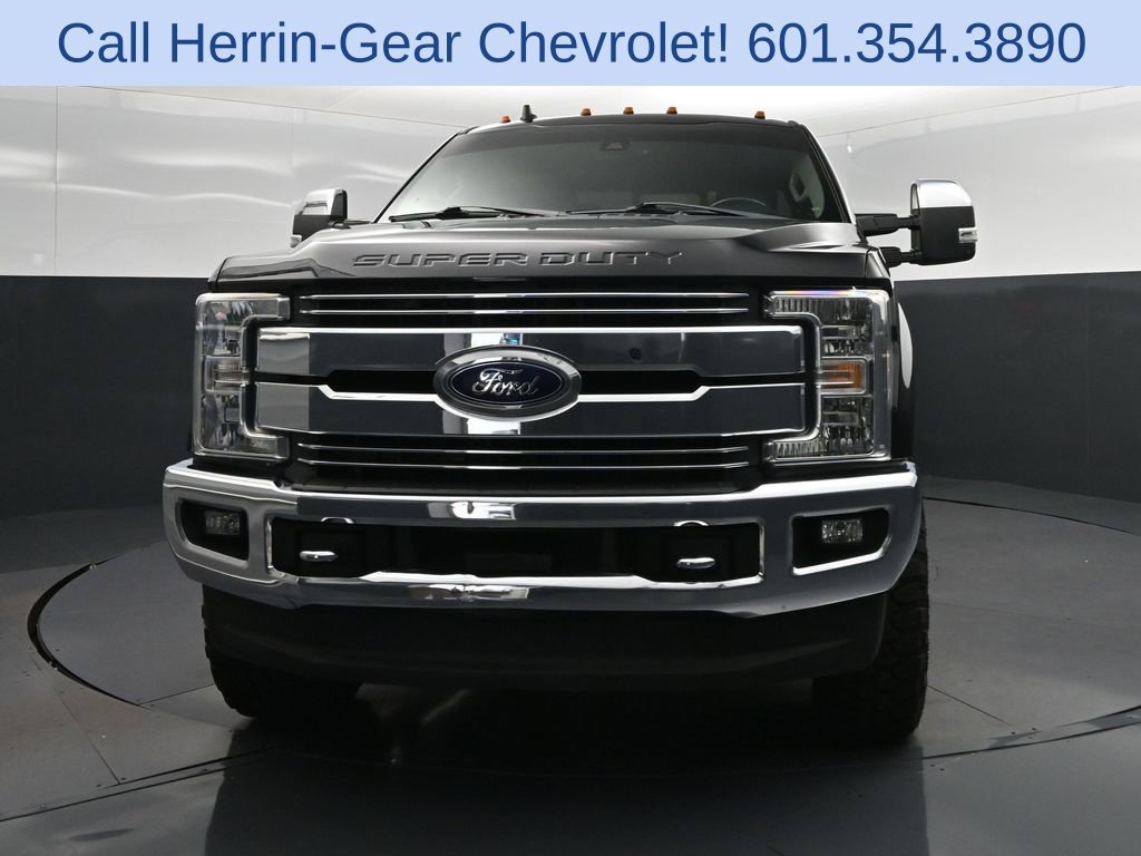 Used 2019 Ford F250 Lariat w/ Lariat Ultimate Package AWD/4WD image 10