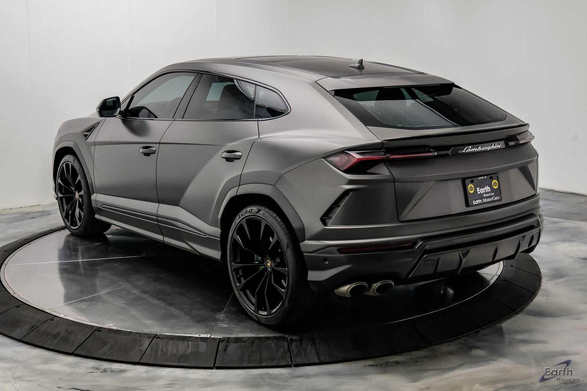 Used 2022 Lamborghini Urus image 14