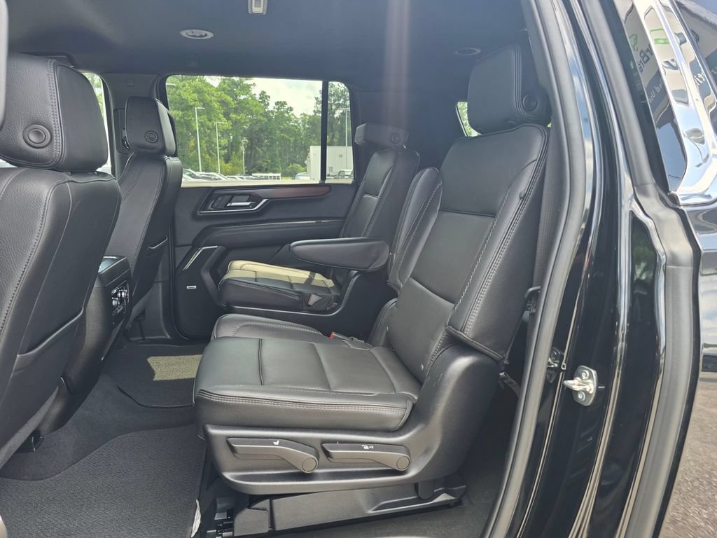 Certified 2025 GMC Yukon XL Denali AWD/4WD image 25
