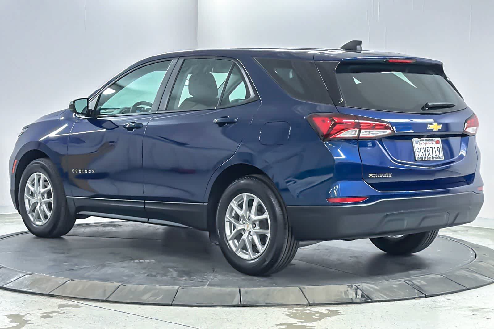 Used 2023 Chevrolet Equinox LS FWD image 6