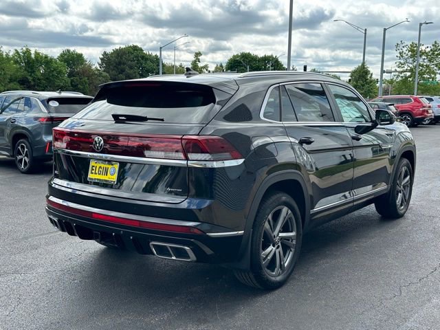 Used 2024 Volkswagen Atlas Cross Sport SEL R-Line AWD/4WD image 4