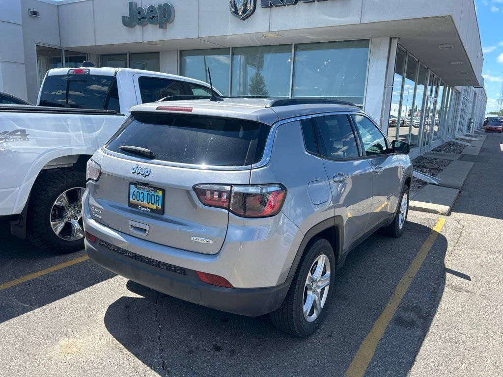 Certified 2023 Jeep Compass Latitude w/ Convenience Group AWD/4WD image 9