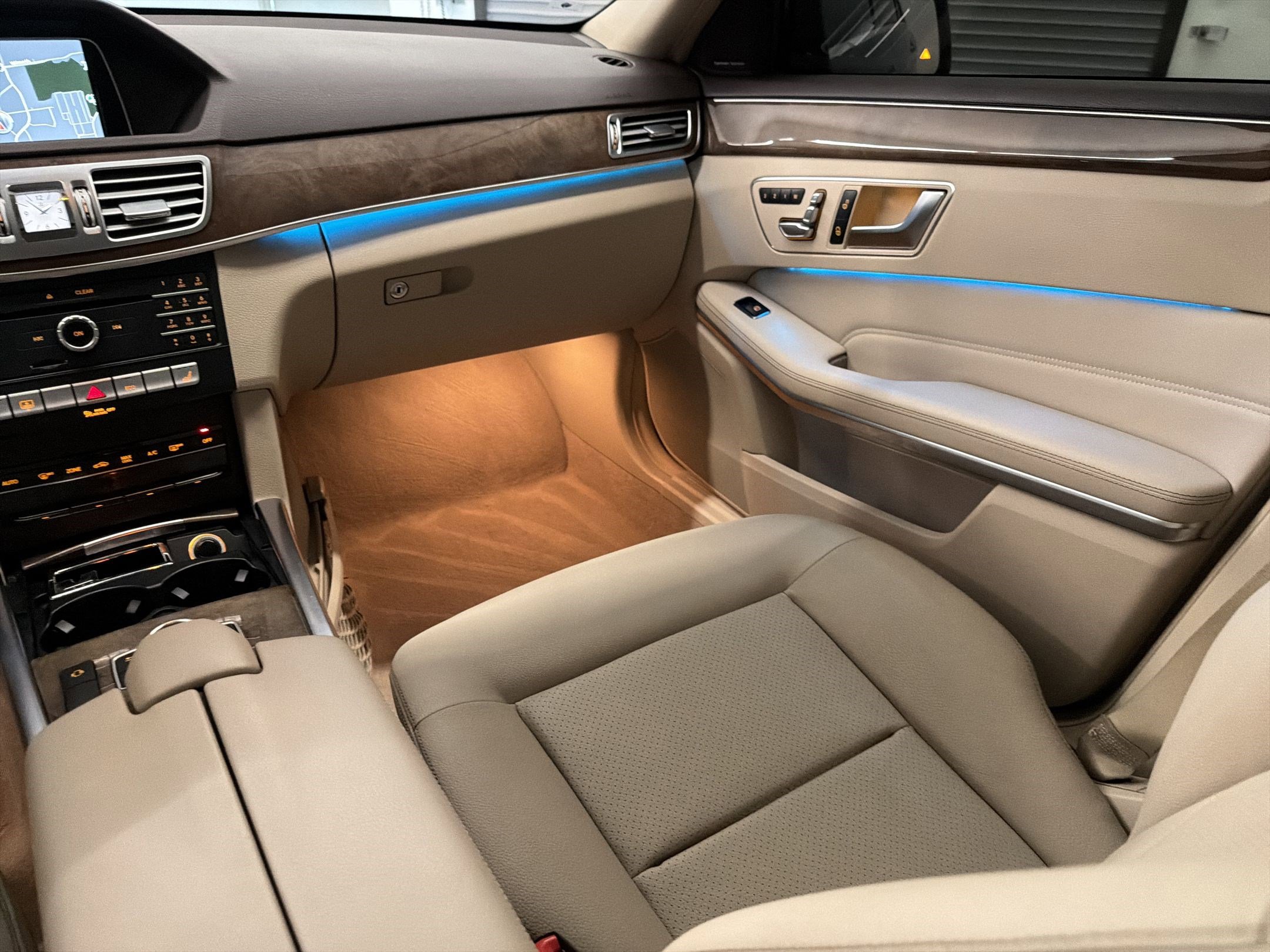 Certified 2016 Mercedes-Benz E 350 Sedan image 29