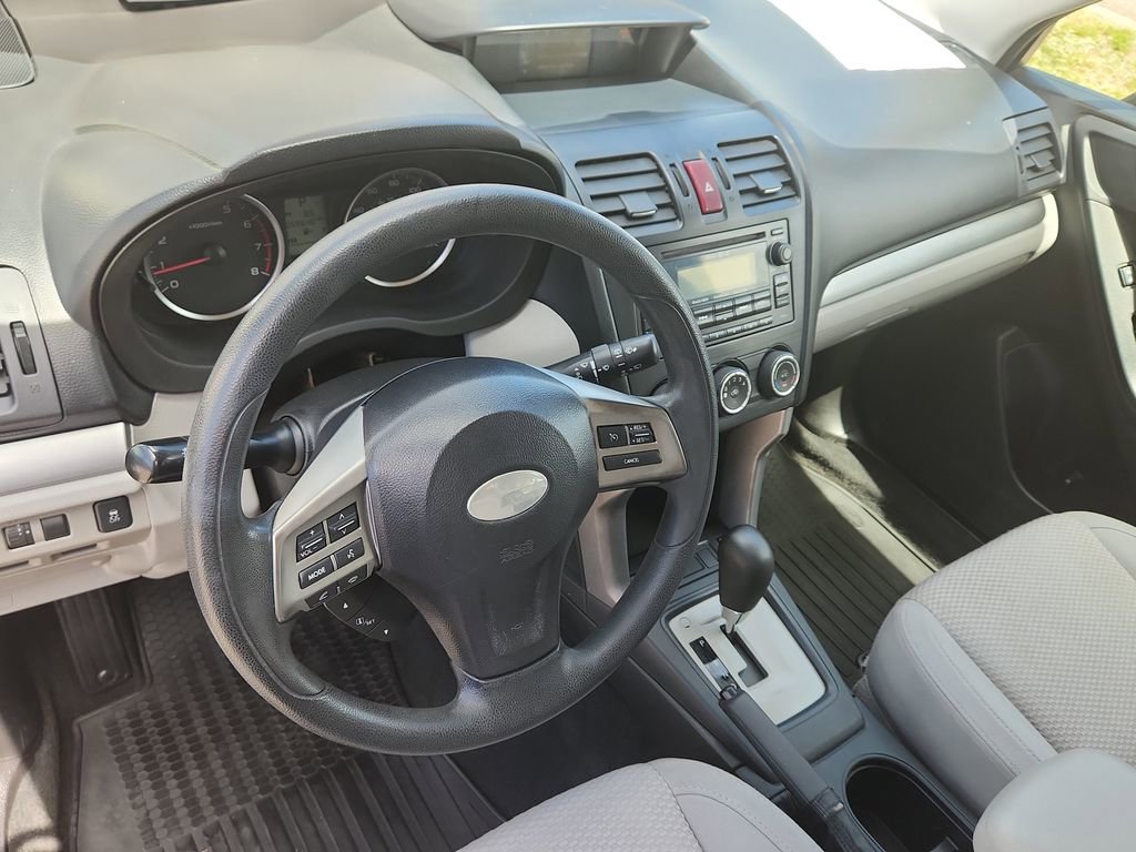 Used 2015 Subaru Forester 2.5i Premium w/ All-Weather Package AWD/4WD image 11