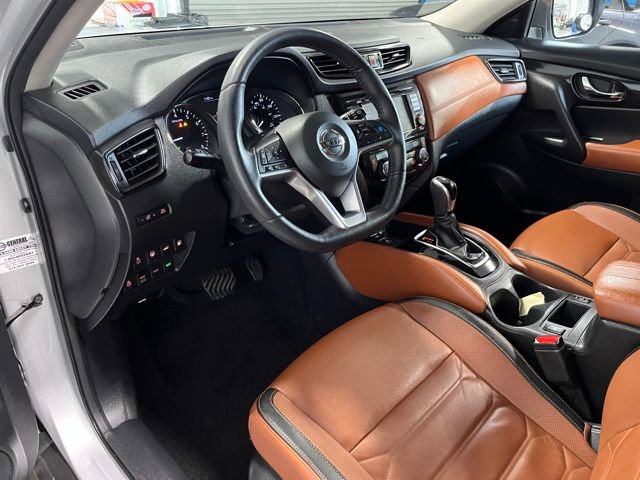 Used 2019 Nissan Rogue SL w/ Premium Package AWD/4WD image 19