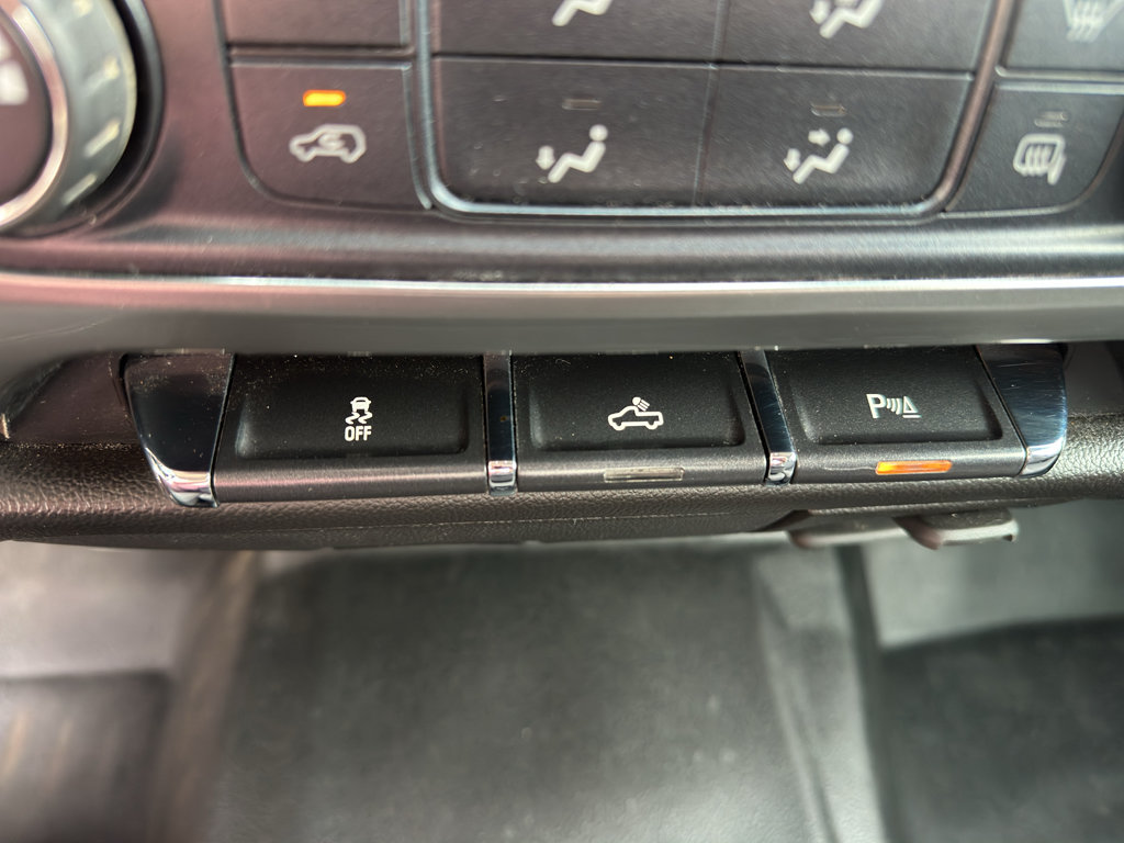 Used 2018 Chevrolet Silverado 2500 LT AWD/4WD image 15