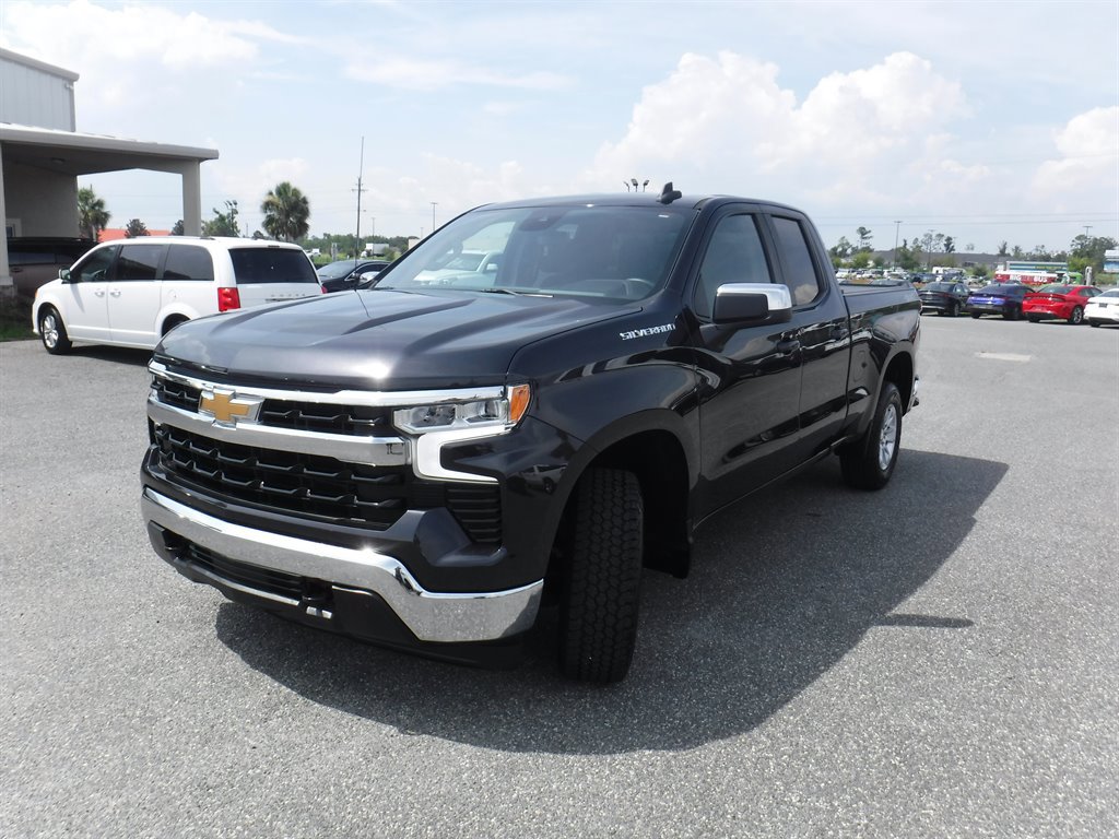 Used 2023 Chevrolet Silverado 1500 LT image 24