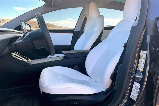 Used 2025 Tesla Model 3 Long Range image 19