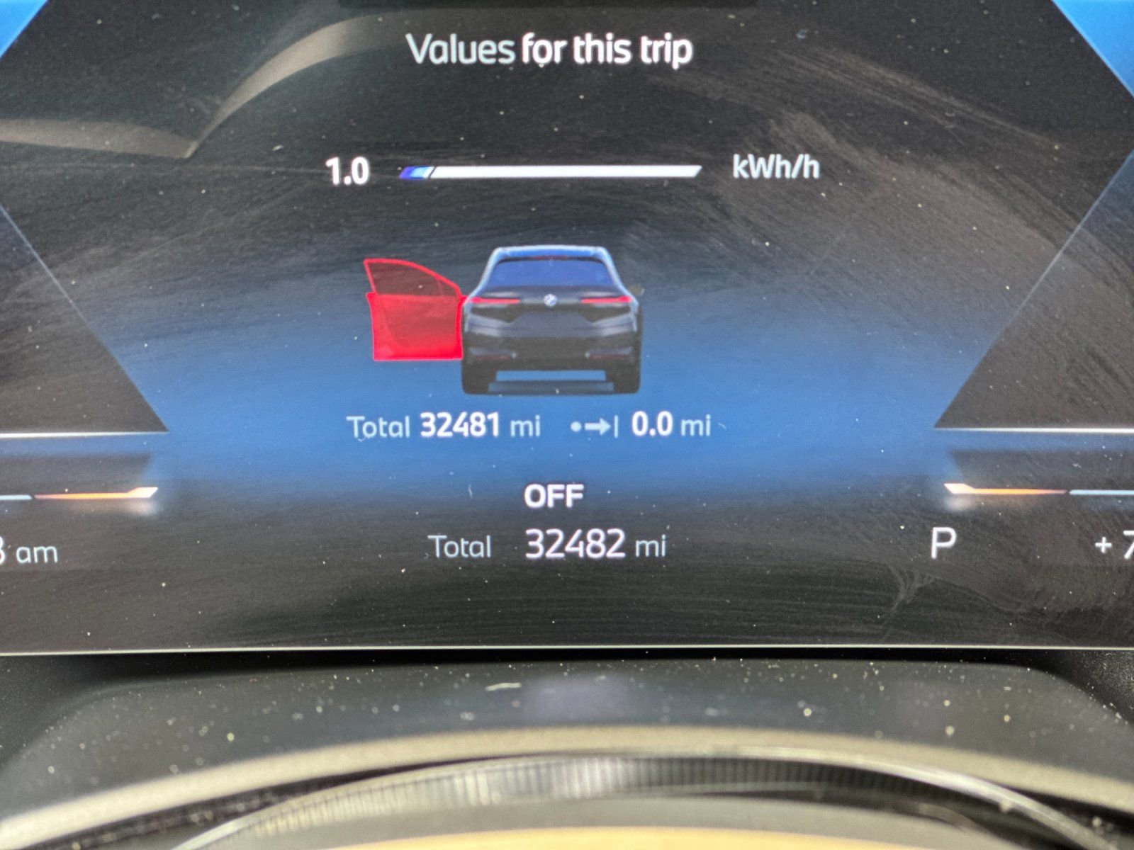 Used 2024 BMW iX xDrive50 w/ Premium Package image 32