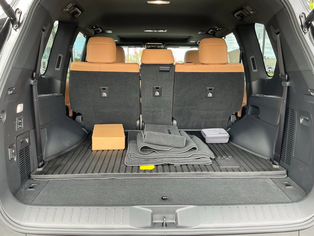 New 2026 Lexus LX 600 4WD w/ Interior Upgrade Package image 19
