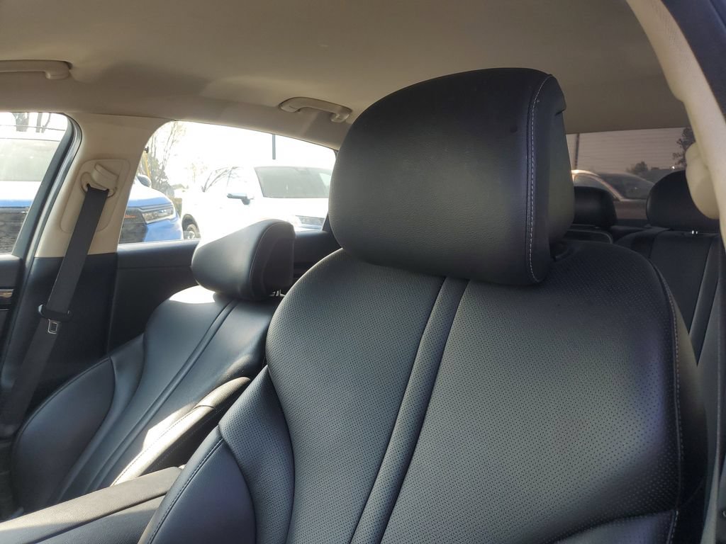 Used 2023 Genesis G80 2.5T AWD/4WD image 16