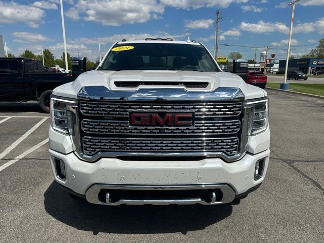 Used 2023 Chevrolet Silverado 1500 RST w/ Convenience Package II AWD/4WD image 3