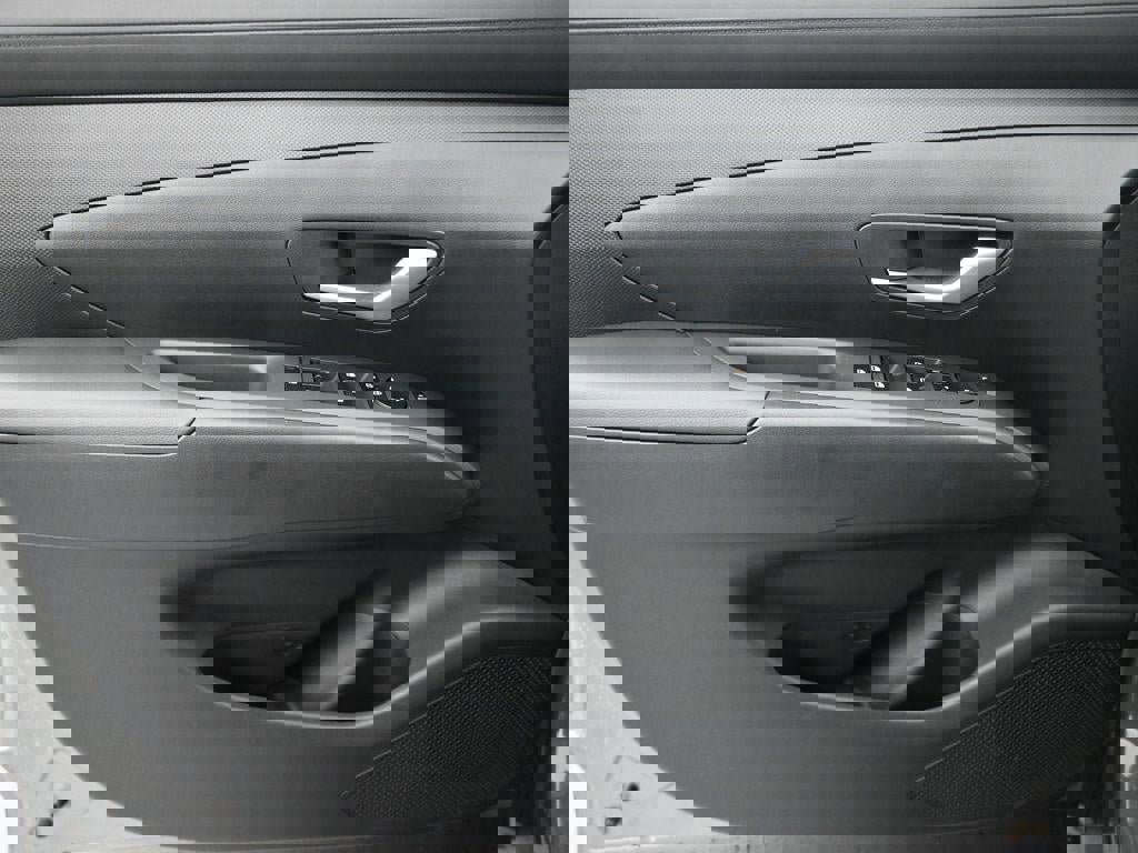 New 2026 Hyundai Tucson SE image 21