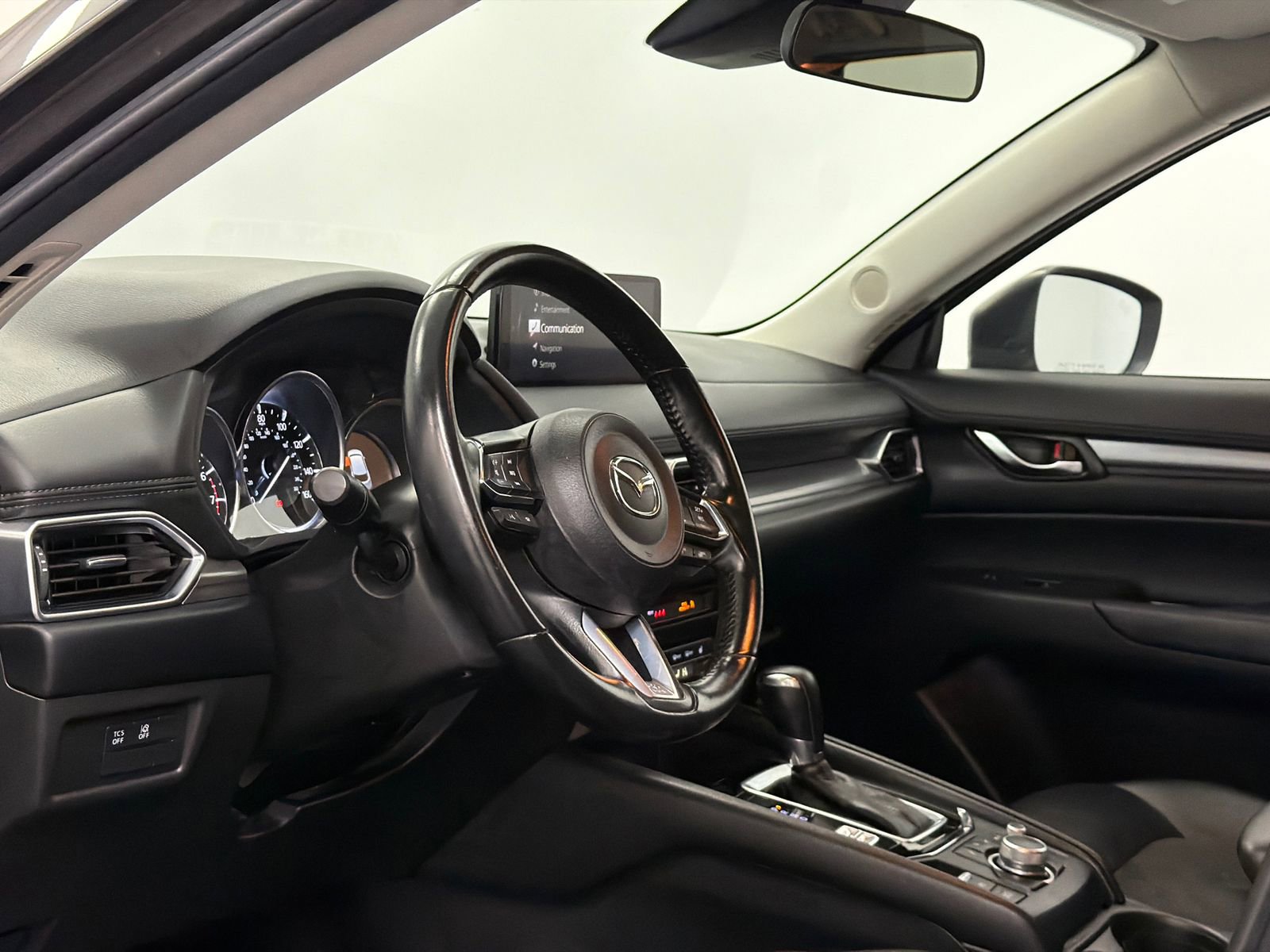 Used 2021 MAZDA CX-5 Touring image 13