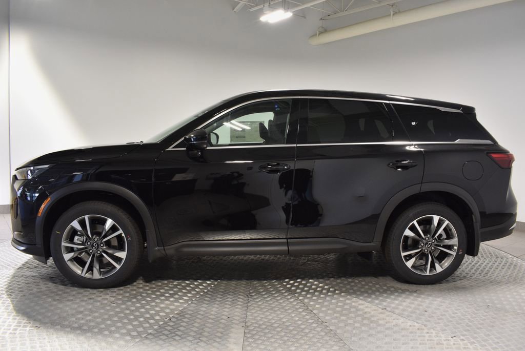 New 2026 INFINITI QX60 Pure w/ Family Package image 2