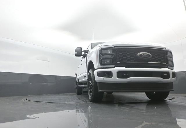 New 2026 Ford F350 Lariat w/ Black Appearance Package AWD/4WD image 25