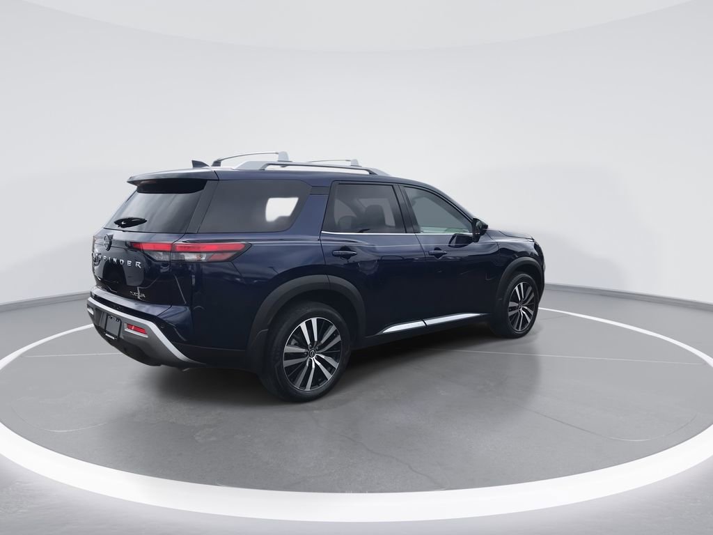 Used 2024 Nissan Pathfinder Platinum FWD image 8