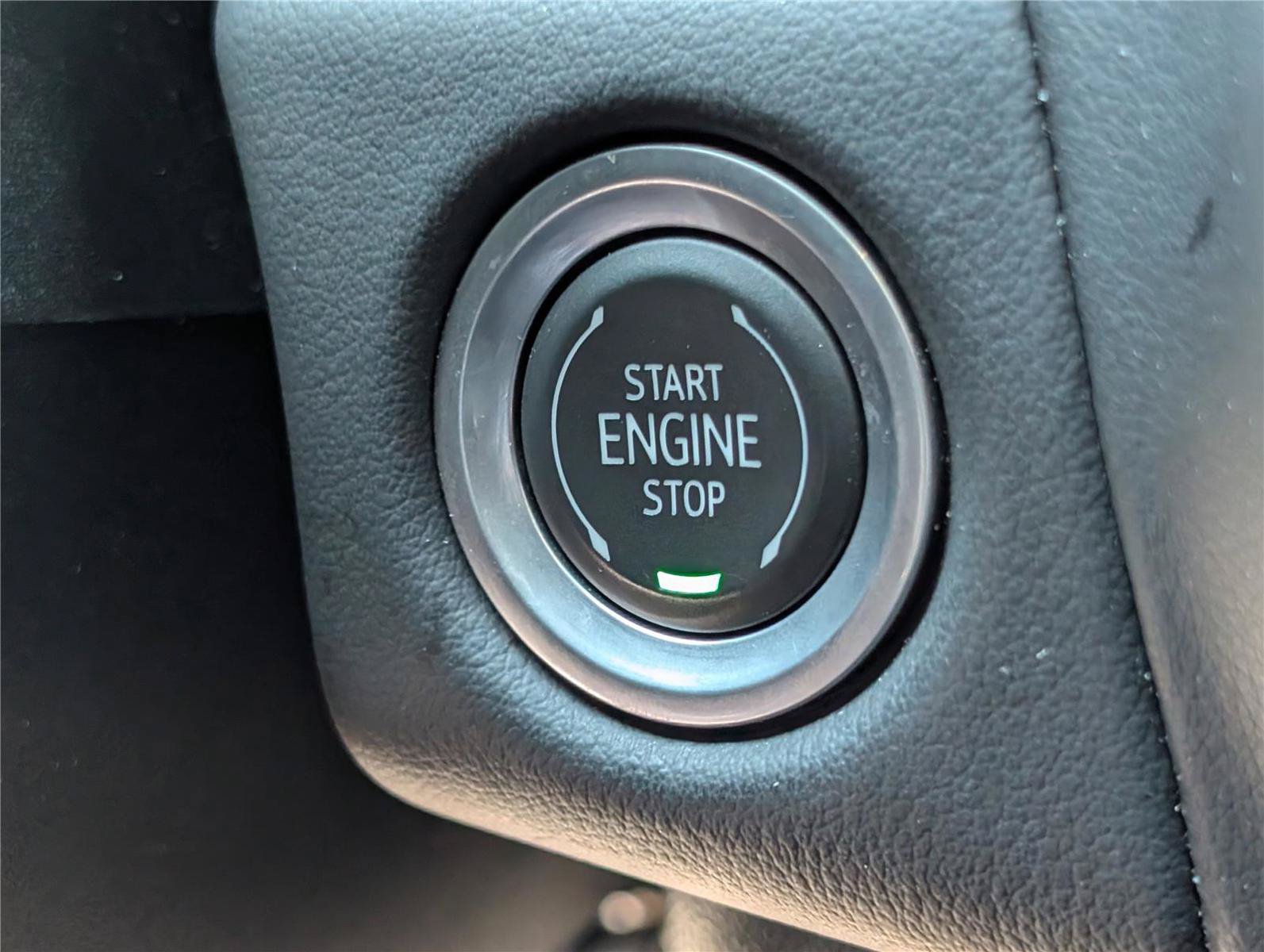 Used 2024 Chevrolet Tahoe Premier w/ Advanced Technology Package AWD/4WD image 31