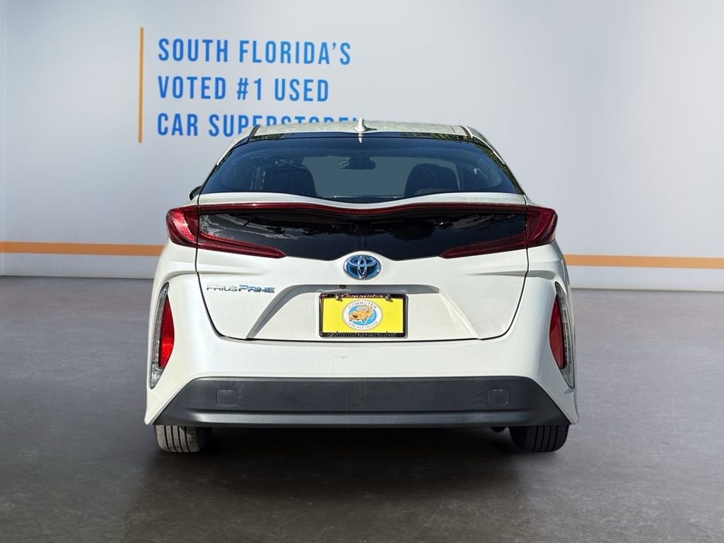 Used 2017 Toyota Prius Prime Plus image 5