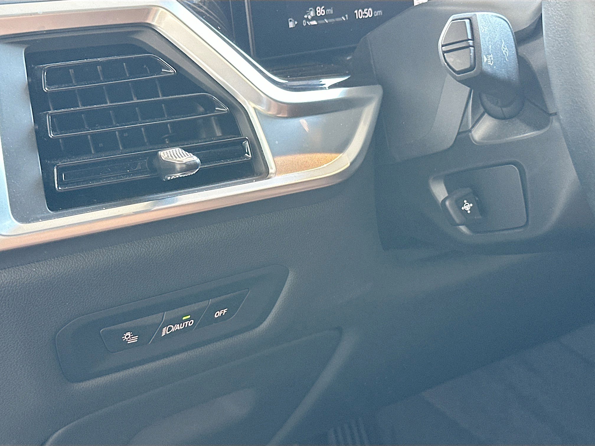 Certified 2025 BMW X5 xDrive50e image 10