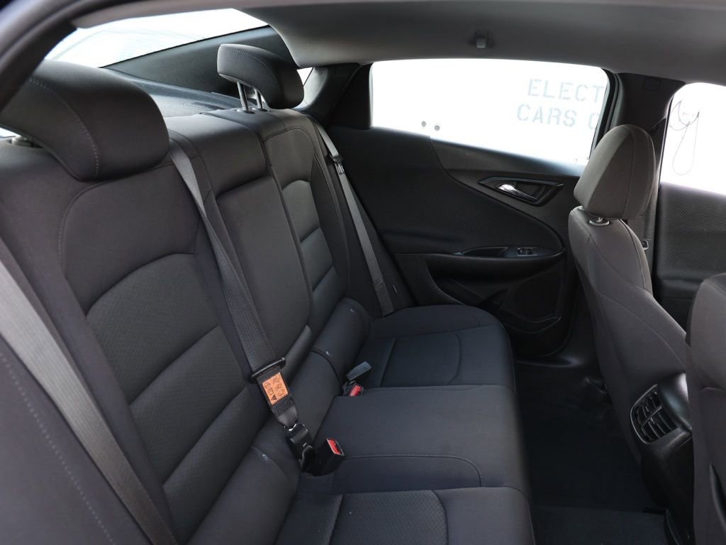 Used 2024 Chevrolet Malibu LT image 17