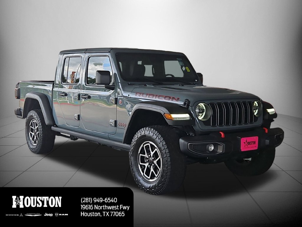 Used 2025 Jeep Gladiator Rubicon w/ Convenience Group AWD/4WD image 3