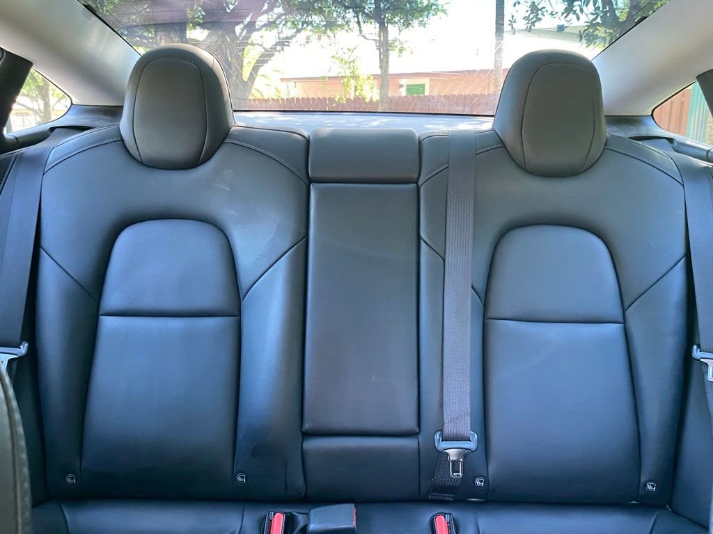 Used 2019 Tesla Model 3 Long Range image 41