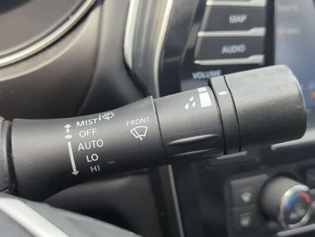 Used 2017 Nissan Maxima Platinum FWD image 27