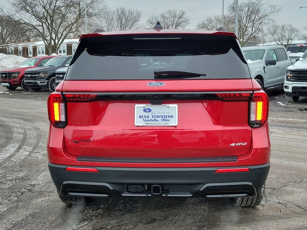 New 2026 Ford Explorer ST-Line w/ ST-Line Street Pack image 5