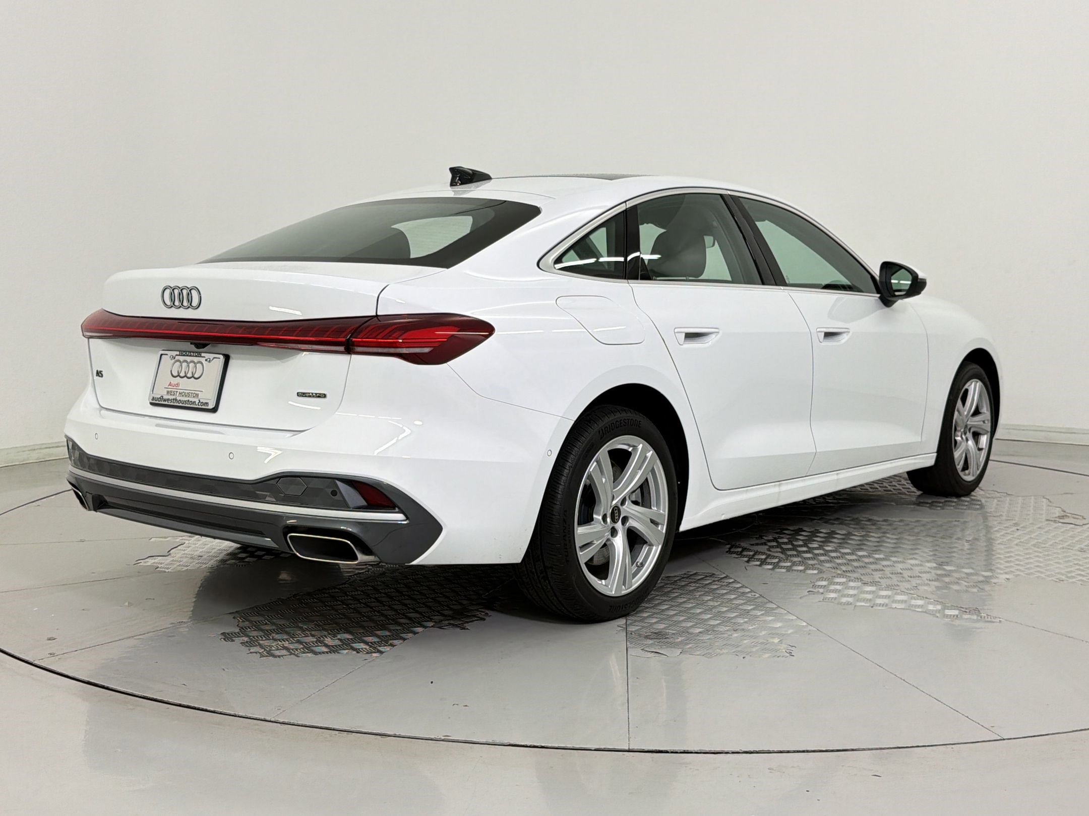 Used 2025 Audi A5 2.0T Premium w/ Convenience Package AWD/4WD image 9