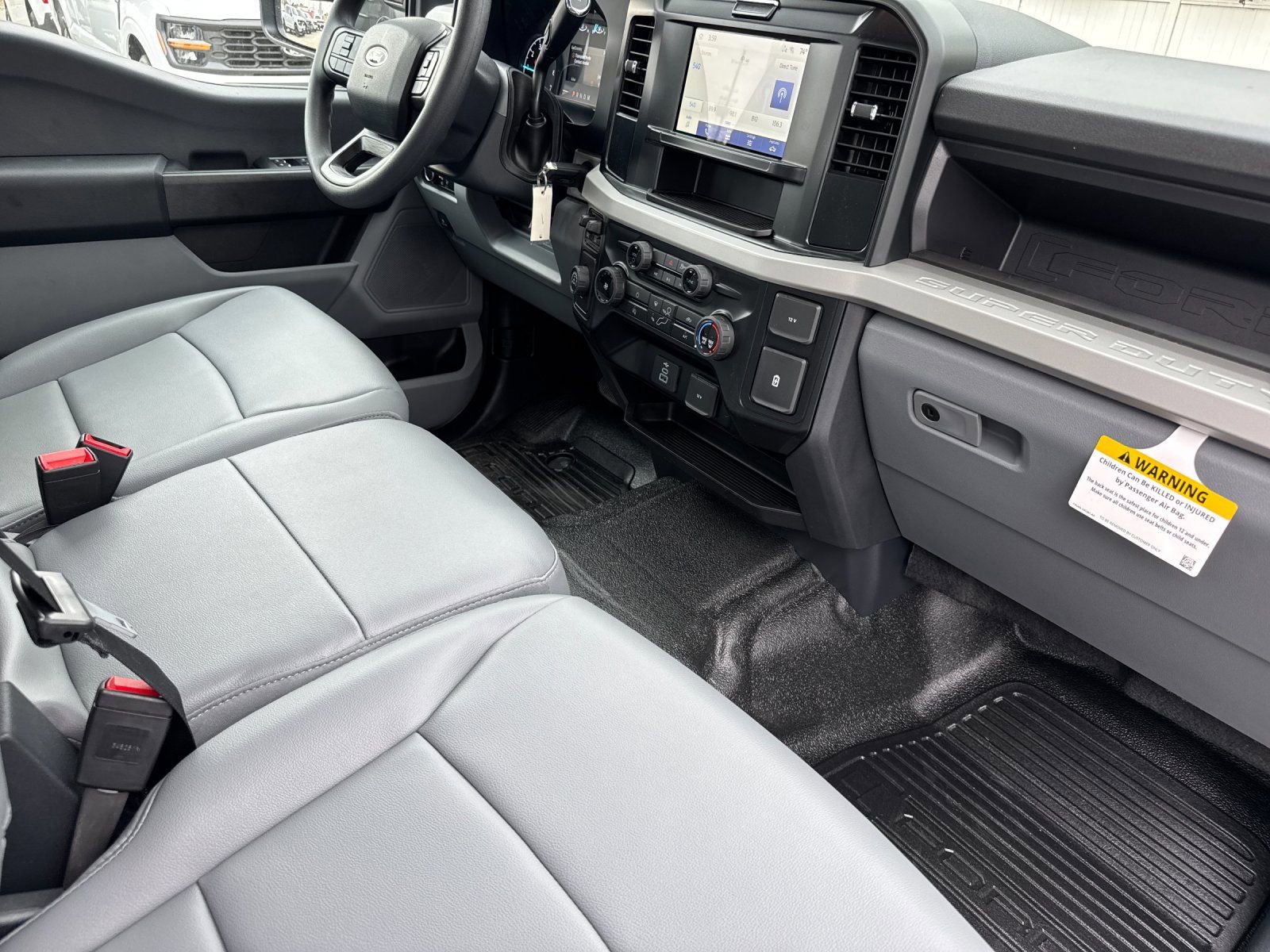 New 2026 Ford F250 XL w/ F-250 >10K GVWR Package image 15