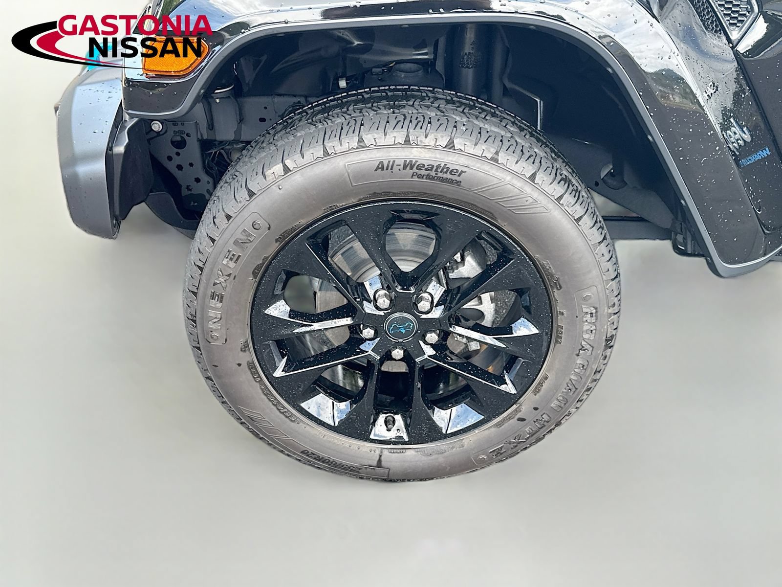 Used 2024 Jeep Wrangler Unlimited Sahara AWD/4WD image 39