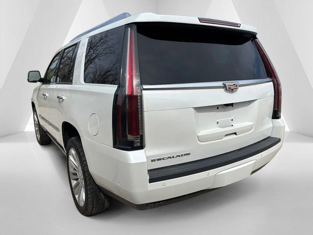 Used 2020 Cadillac Escalade Platinum image 5