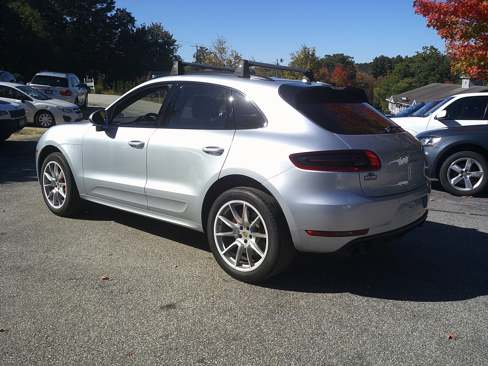 Used 2016 Porsche Macan Turbo w/ Premium Package Plus AWD/4WD image 6