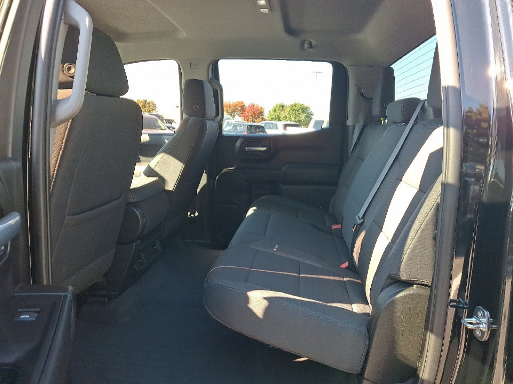 Certified 2022 Chevrolet Silverado 1500 Custom AWD/4WD image 10