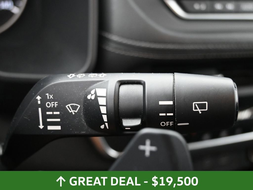 Used 2023 Nissan Rogue SV image 27