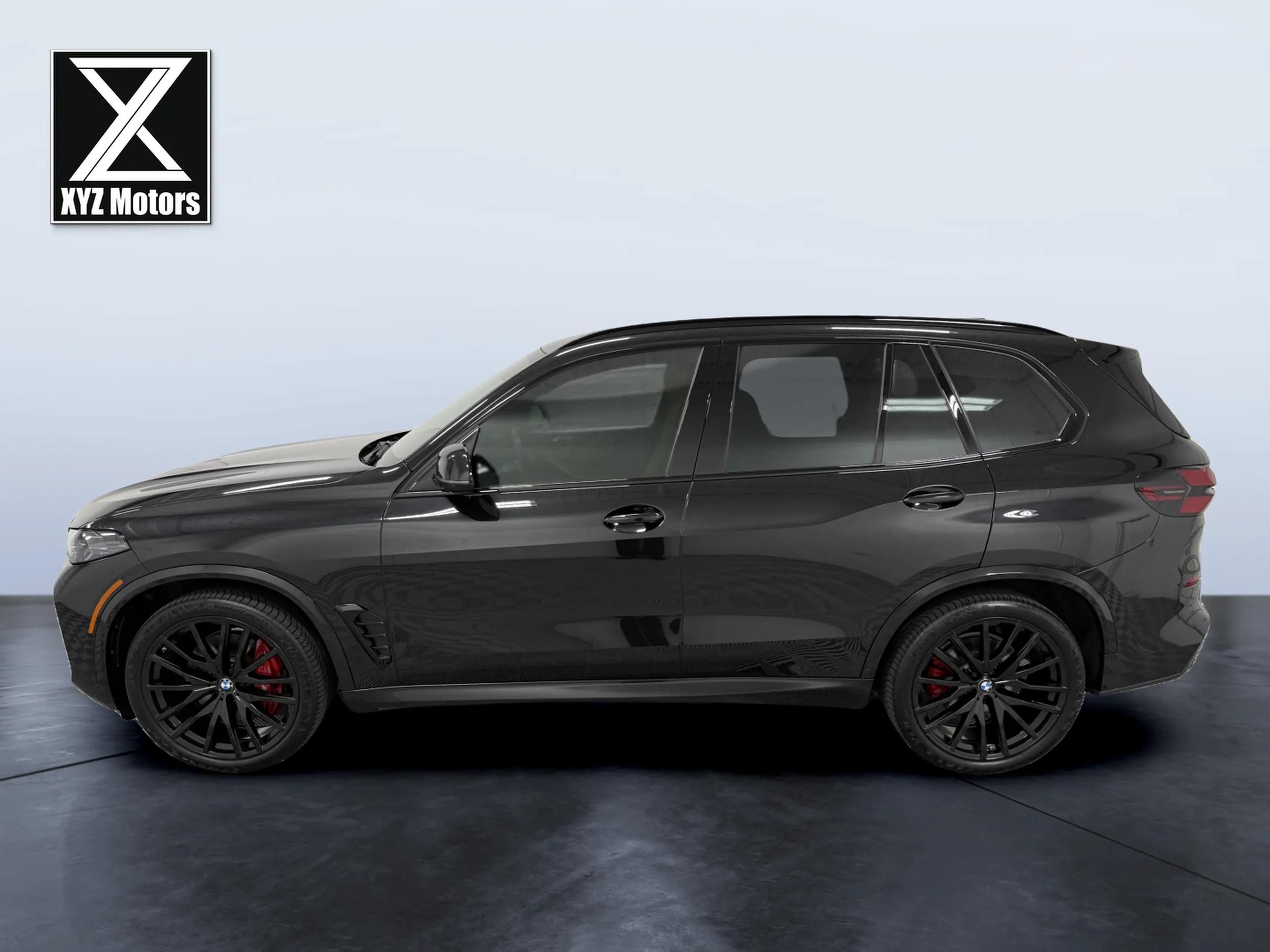 Used 2024 BMW X5 xDrive40i AWD/4WD image 3