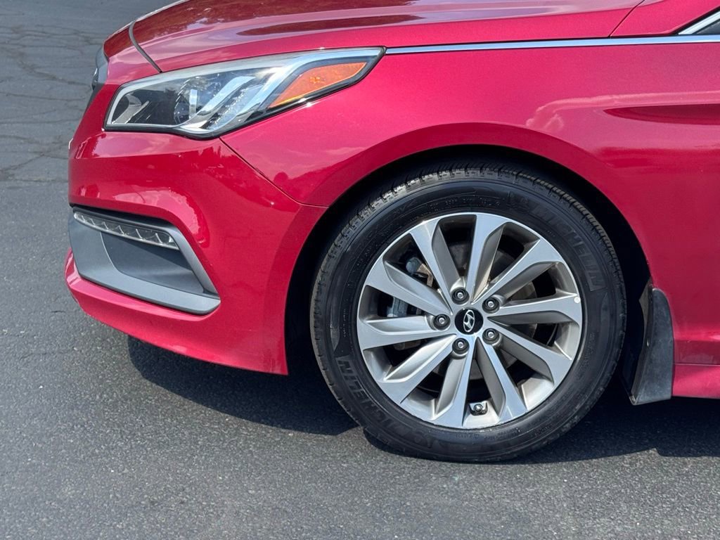 Used 2017 Hyundai Sonata Sport w/ Value Edition Package 02 FWD image 36