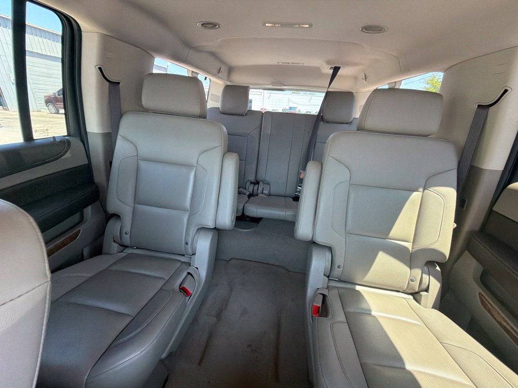 Used 2020 Chevrolet Suburban Premier w/ RST 6.2L Performance Edition AWD/4WD image 30