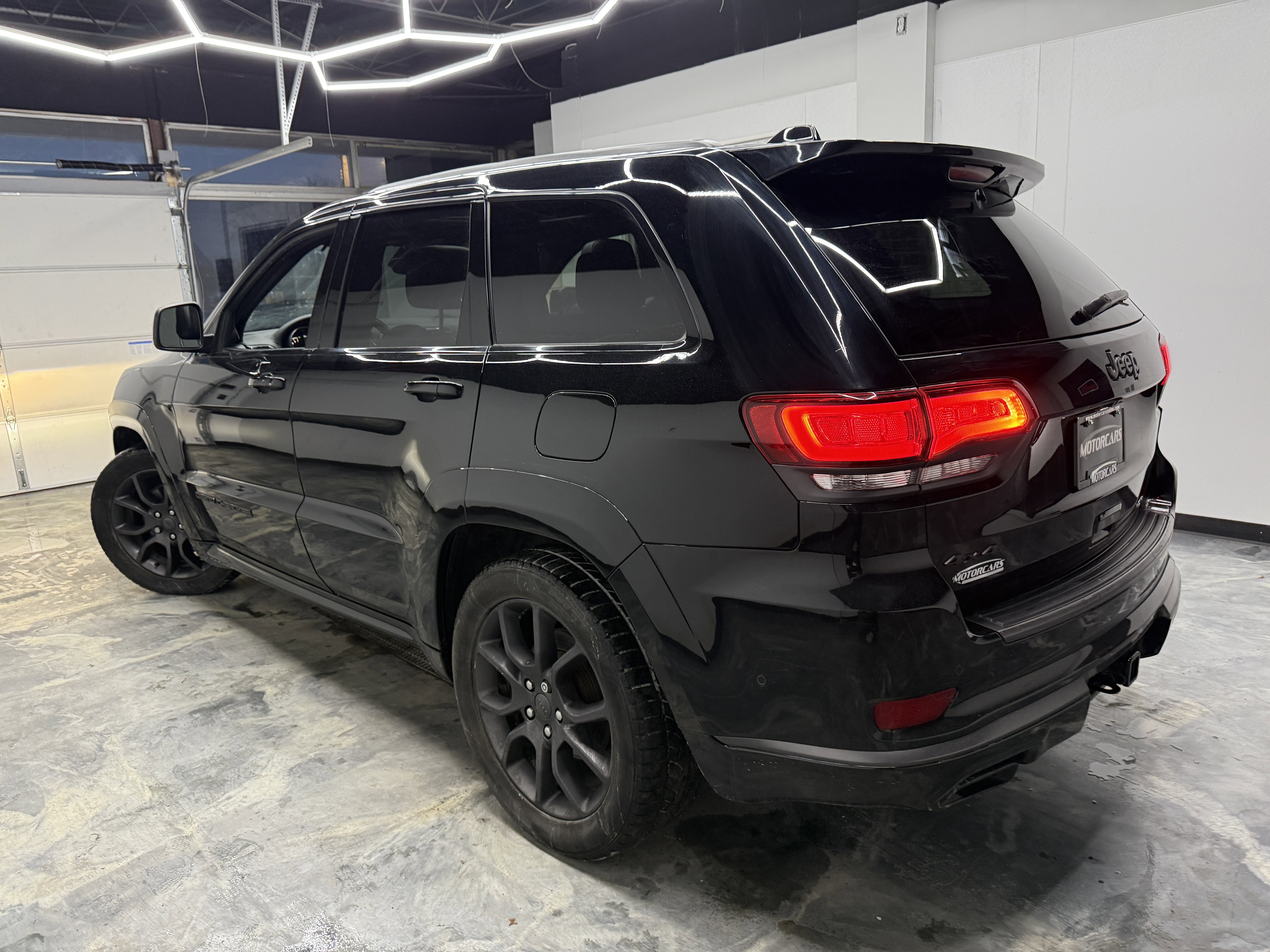 Used 2021 Jeep Grand Cherokee High Altitude image 3