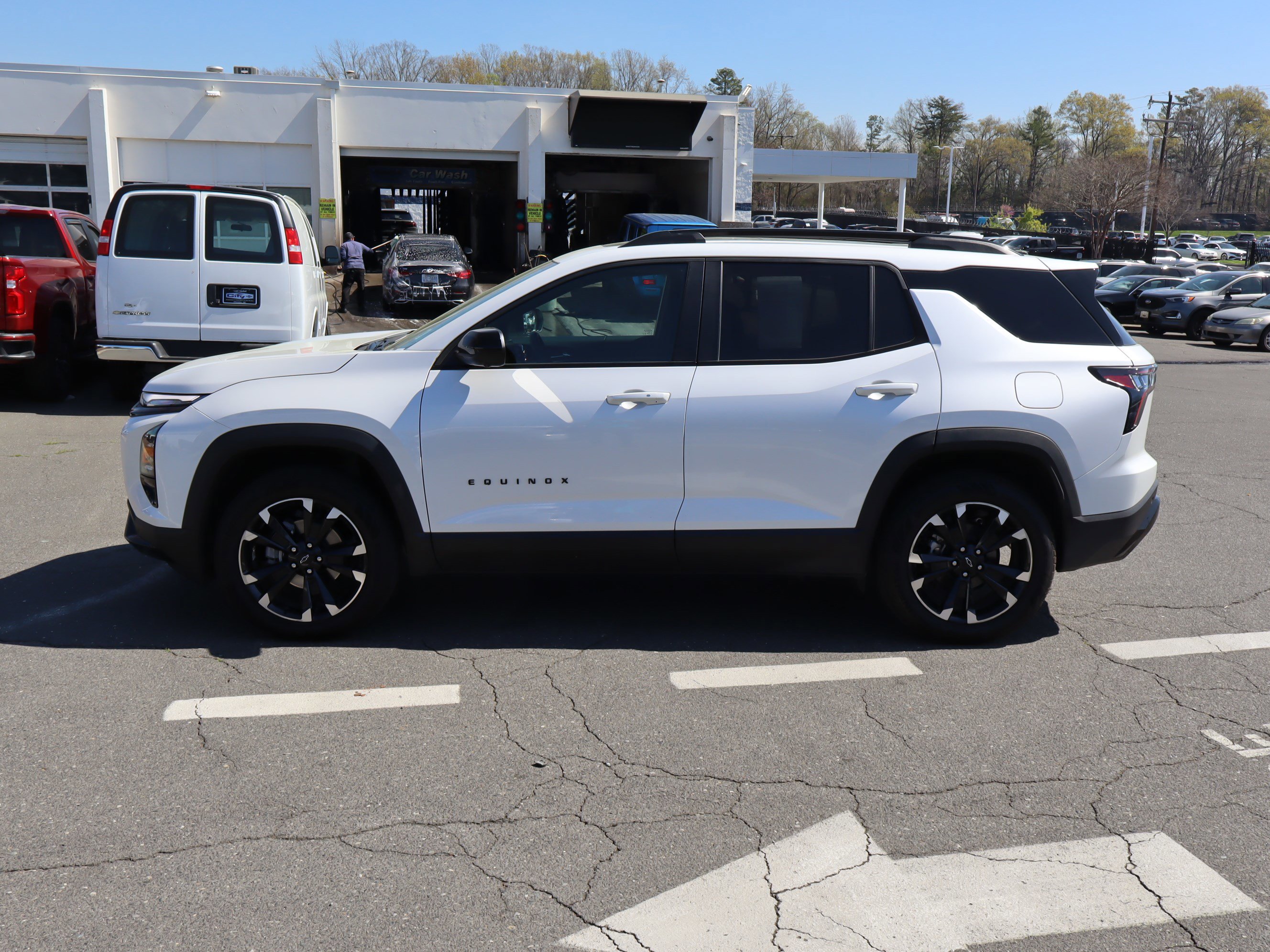 Used 2025 Chevrolet Equinox RS w/ Safety and Technology Package image 7