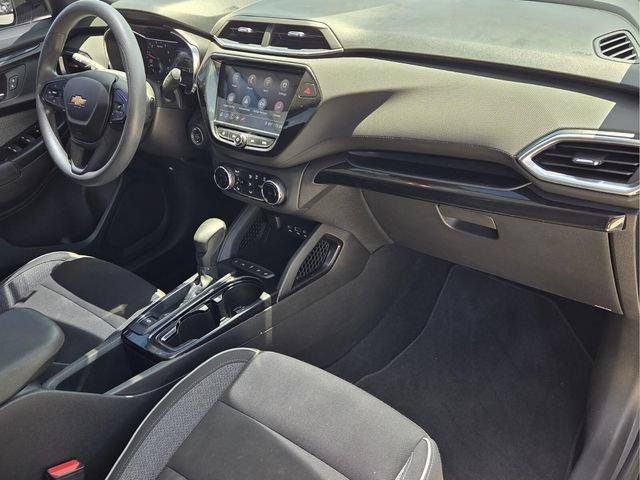 Certified 2021 Chevrolet TrailBlazer LT w/ Convenience Package FWD image 18