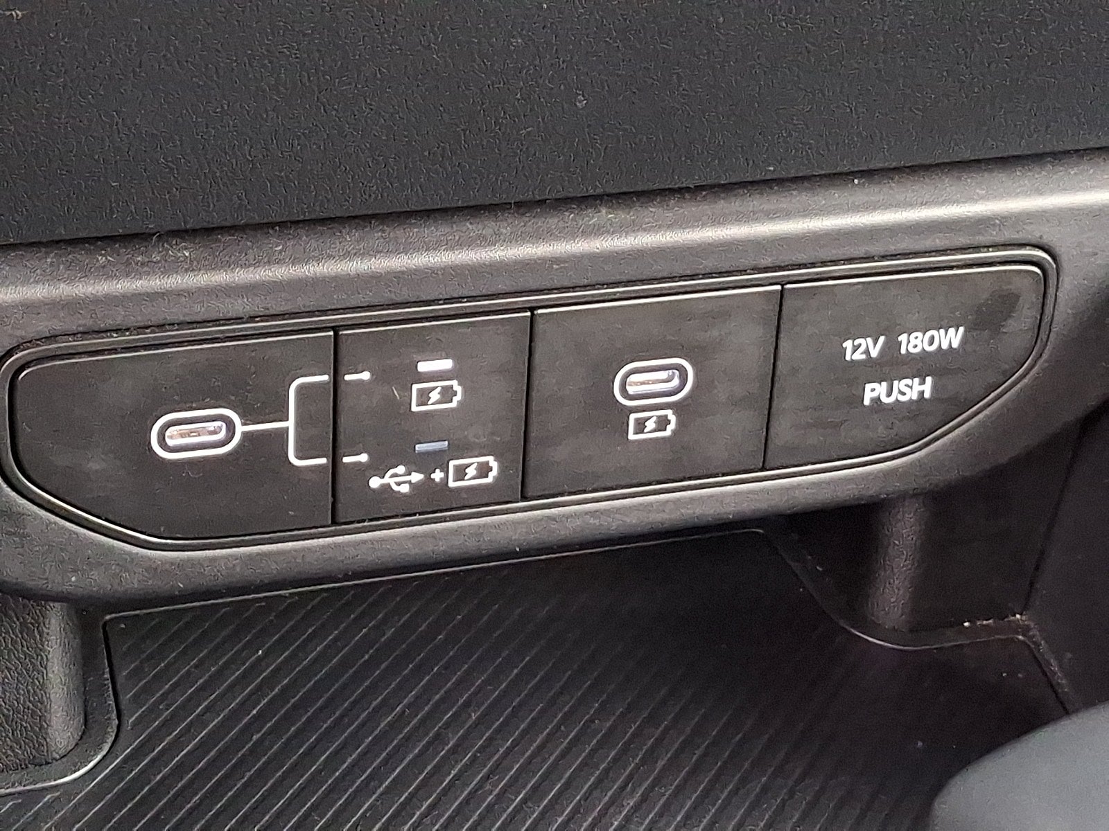 Used 2025 Kia K4 FWD image 24