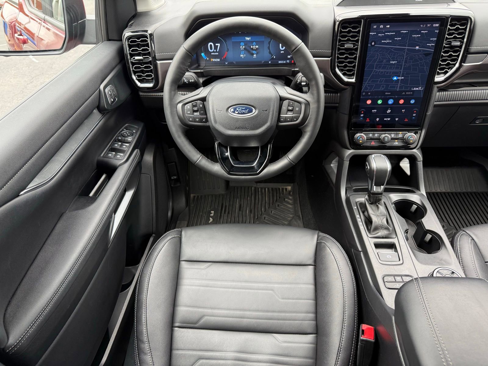 Used 2025 Ford Ranger Lariat w/ FX4 Off-Road Package AWD/4WD image 27